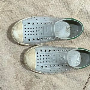 Native shoes size 11